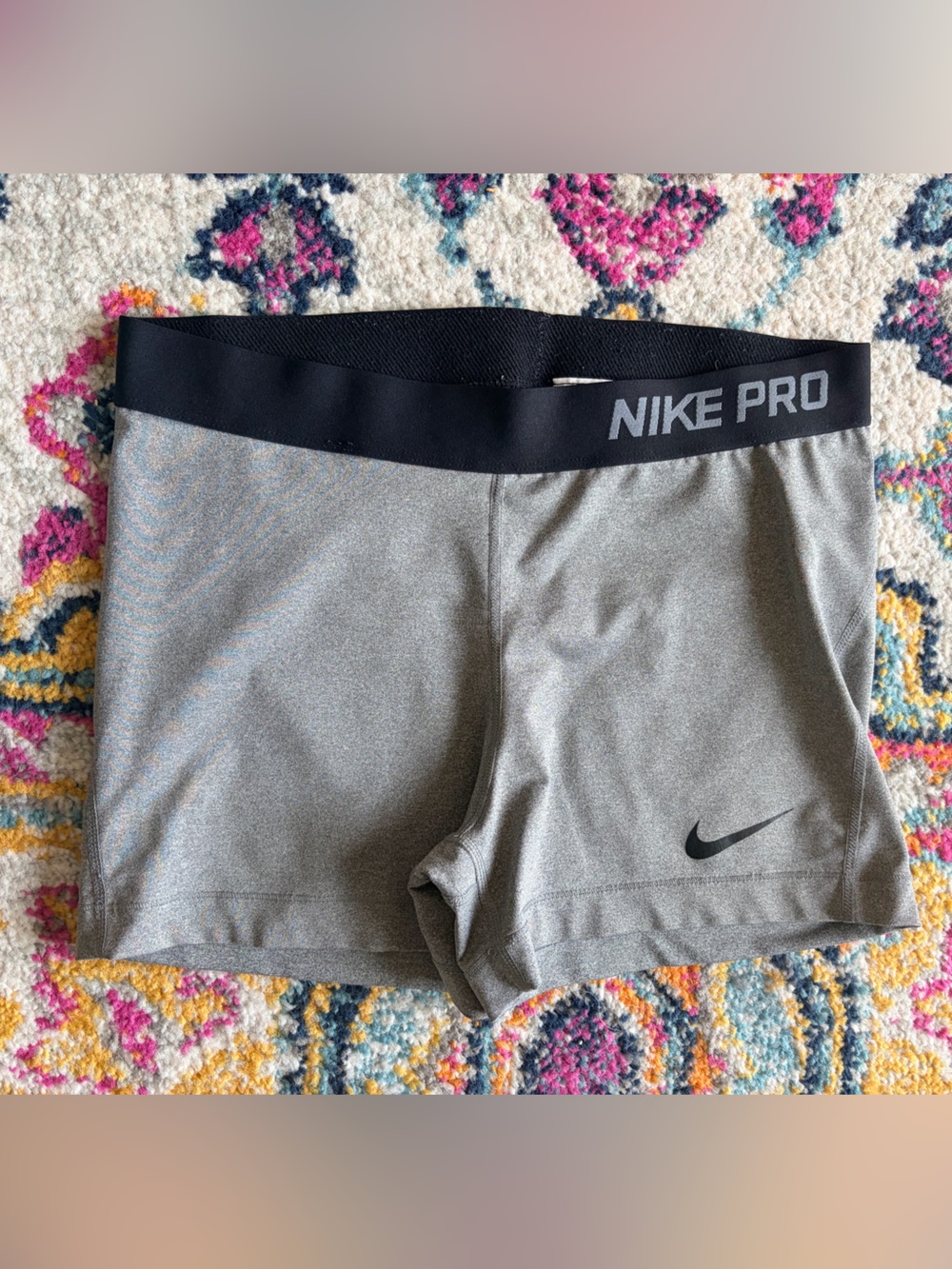 Nike Pro Women’s Shorts size large